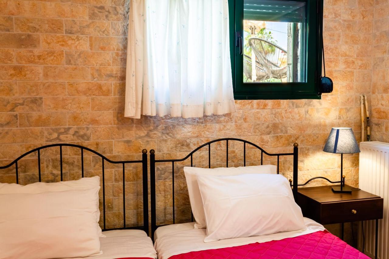 Dukes Poolside Houses Parálion Ástros المظهر الخارجي الصورة