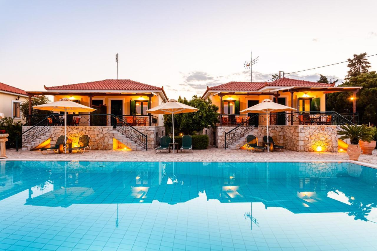 Dukes Poolside Houses Parálion Ástros المظهر الخارجي الصورة