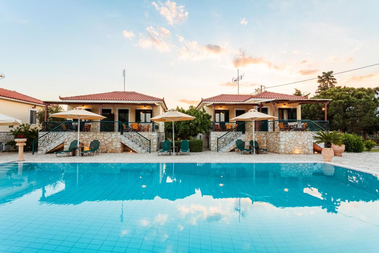 Dukes Poolside Houses Parálion Ástros المظهر الخارجي الصورة